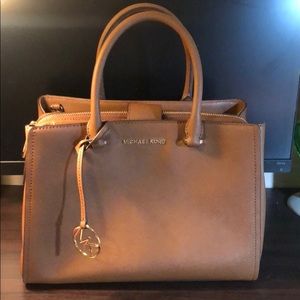 Leather Michael Kors convertible bag